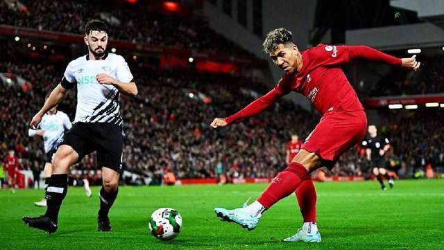 英超赛场风云：伯恩茅斯与南安普敦的激情对决