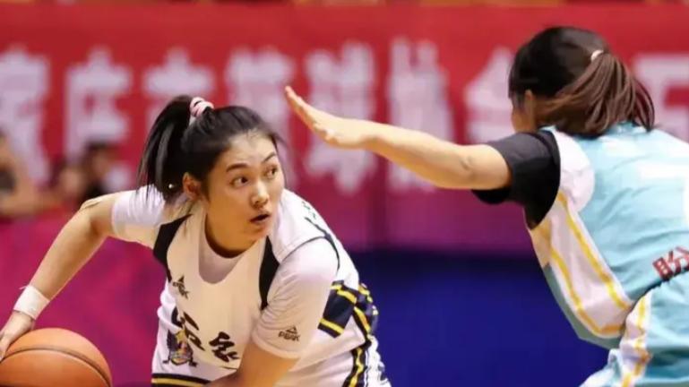 女篮完败比利时，4将奥运前景堪忧，3球员入选国家队呼声如潮！
