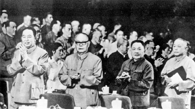 华国锋去世后，中国为何深感怀念？