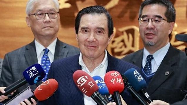 马英九返回台湾，喊话赖接受“九二共识”，赖清德不服：打算换掉