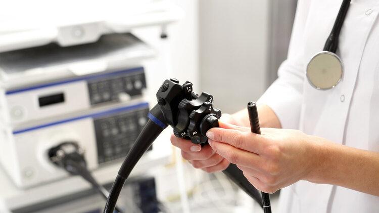 肠道里长了息肉，上厕所时会有5个提示，别等到晚期了才反应过来