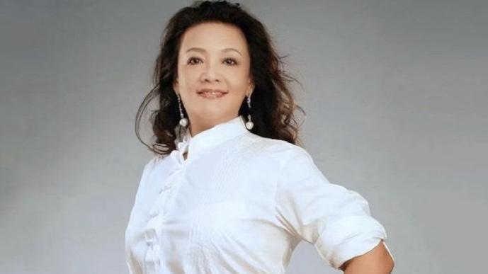 张颖颖中元节震撼发声，暗讽张兰：家族誓言之谜，身体安好成祈愿