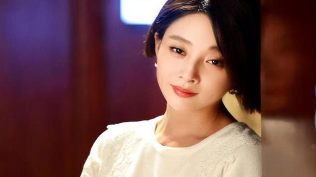 “大满贯视后”殷桃：与富商、足坛名将均有交往，为何无人敢娶？