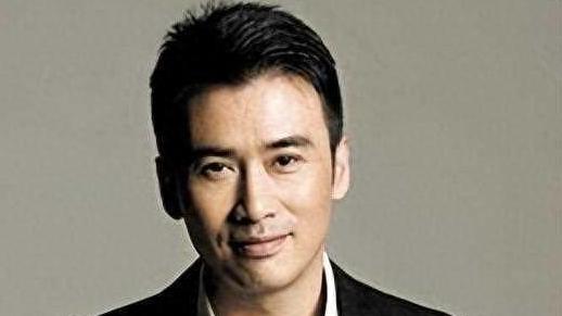 他曾因长相太帅