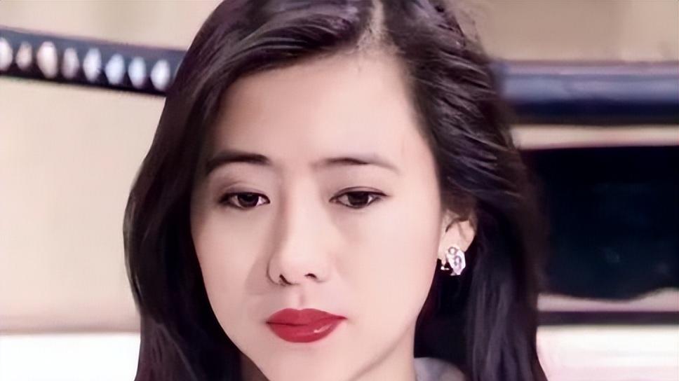 娱乐圈“消失”的二位性感女星：当小三、被家暴，作品成一生污点