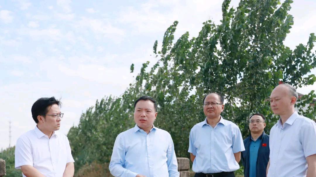 响水县委书记郭超检查水环境治理工作