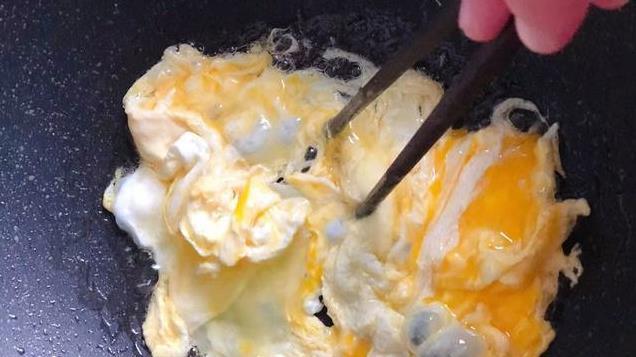 12月6日大雪，多吃3种根类，一润肺，二养胃，三增免疫，平安过冬