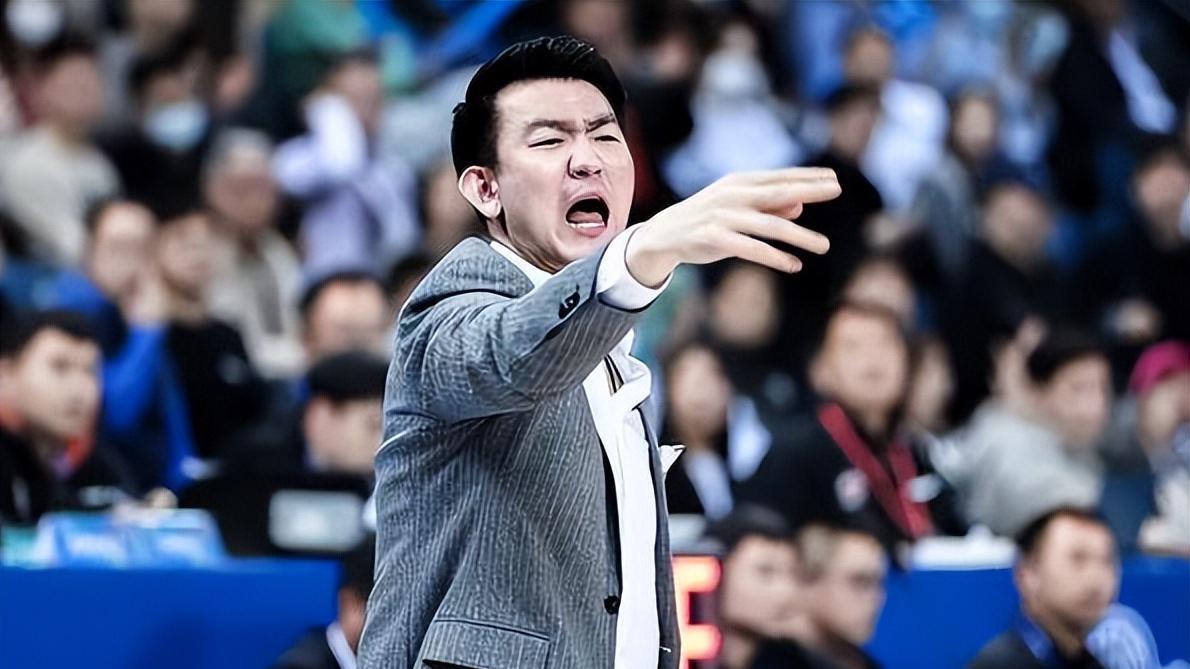 辽京篮球媒体互撕大瓜！广厦拒绝爆冷，孙铭徽复出，张宁无缘最佳