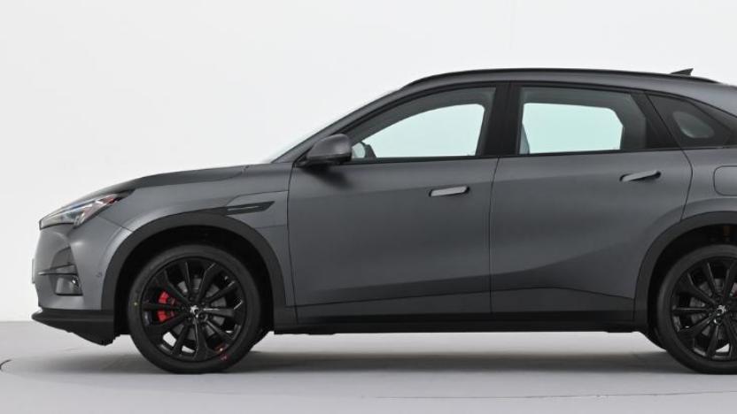 北汽新能源-极狐 阿尔法 T5(ARCFOX αT5)：全能六边形战士的纯电之旅