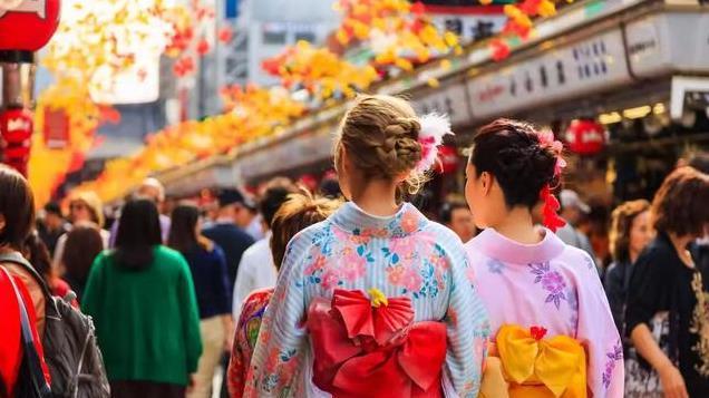 看了日本前11个月3337万外国游客，再看我国接待数量，实在想不到