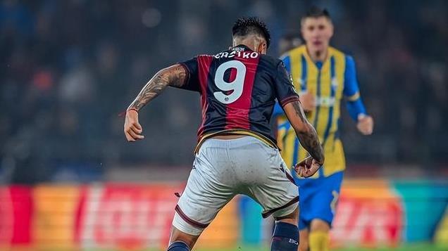 两名记透露小因扎吉最期待新援前锋 新劳塔罗本赛季5球6助攻