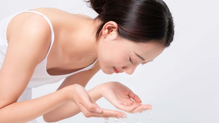 如何判断爽肤水的好坏？