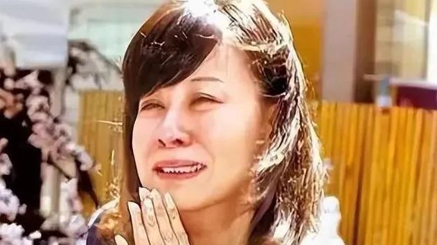 她是最命苦女星，生日当天女儿去世，之后儿子车祸，57岁被迫复出