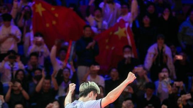 2-0夺冠！中国队终于赢了，6年，等了整整6年，这一刻等得太久