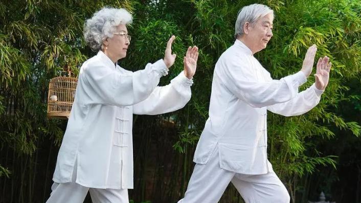 人过80，生命只剩归途，聪明的老人会提前安排好这4件事！