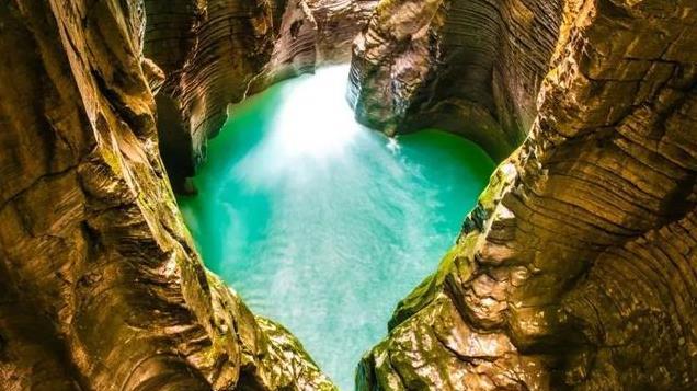 张家界旁，北纬30°又一仙境！百万网友激情点赞，暗藏无数惊喜。