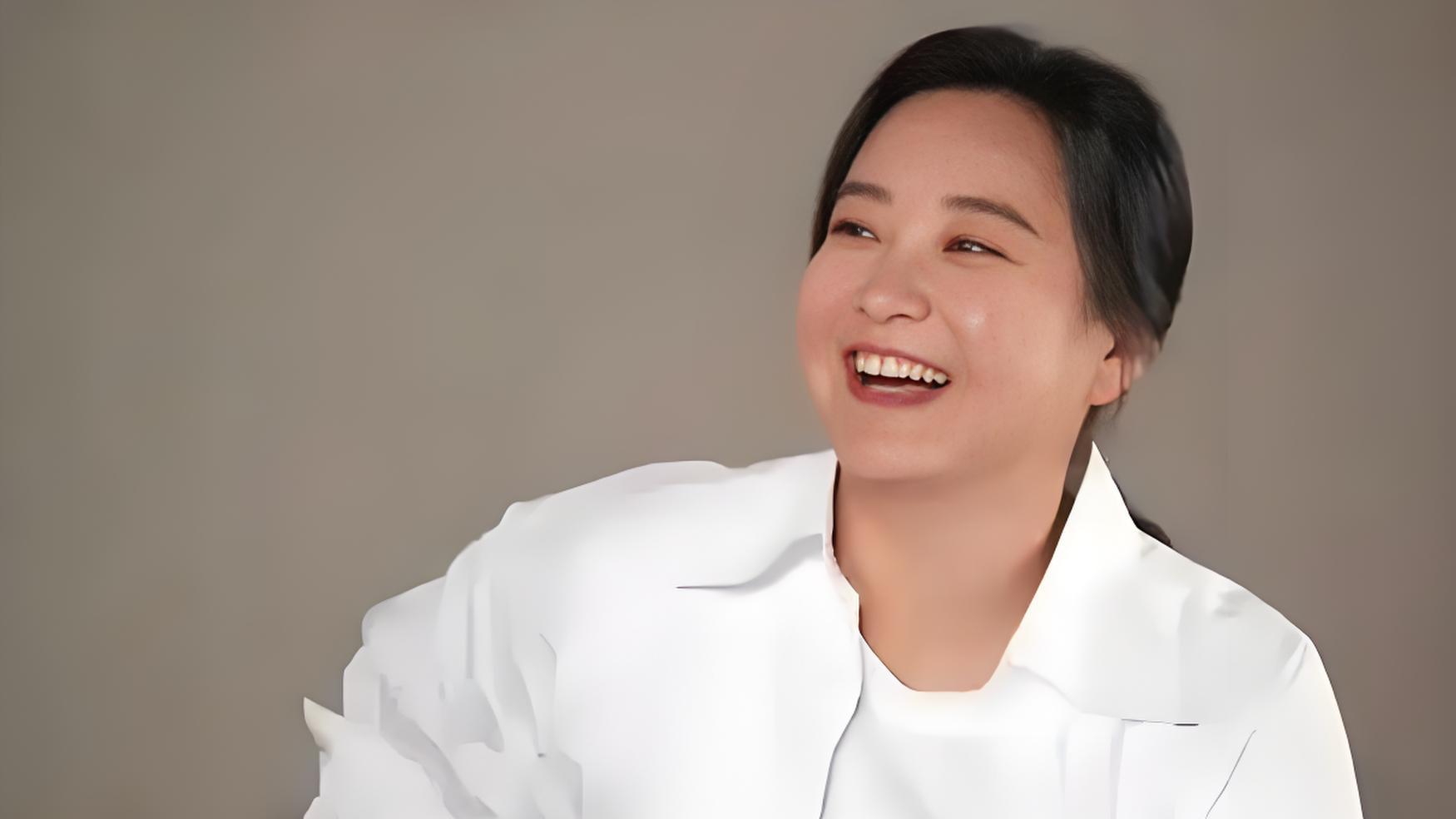 贾玲谈体重管理：接受不完美的自己......