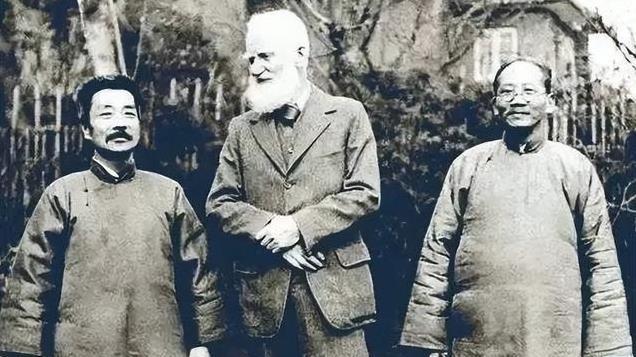 1924年泰戈尔访华，一众名流作陪，为何鲁迅却甩袖离去：一塌糊涂