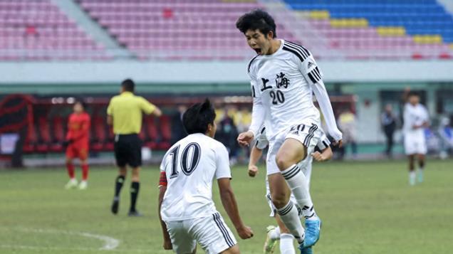 上海U18男足三大球运动会遗憾摘银 徐根宝：不用安慰，再好好练！