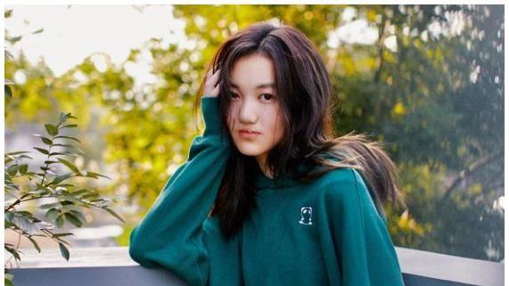 王菲花百万为女儿治疗唇裂，如今嘴是治好了，脸却越来越奇怪了