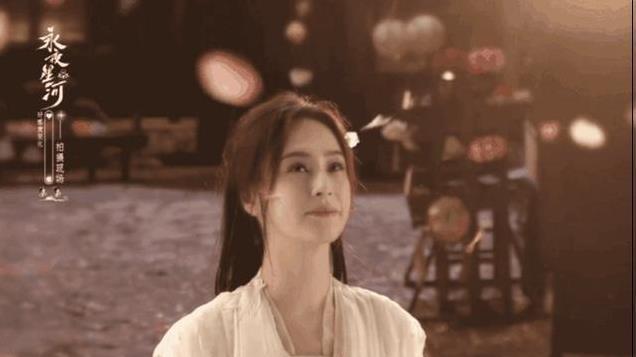 阿娇与余衍隆密照曝光！43岁女星情感迷失，网友呼吁理智选择！