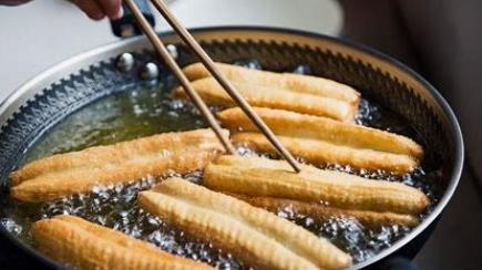 “油炸桧”的由来：油条背后的正义之声