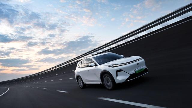 吉利汽车：11 月销量新高背后是硬核实力