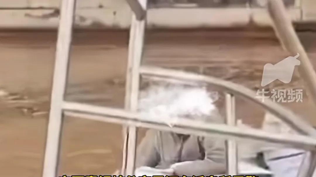 宁夏男子自制皮筏漂流黄河，目的地竟是河南老家，难道不怕喂鱼吗