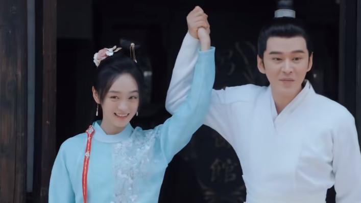 《〈岁岁青莲〉引争议，剧情离谱演员遭批》