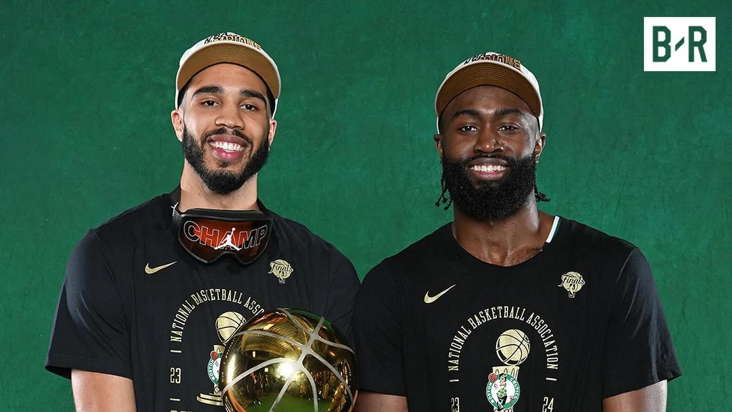 凯尔特人新赛季凉了，波尔津吉斯手术后，要缺席几个月