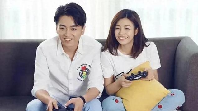 好渣？陈晓面冷心冷，陈妍希父亲去世没有任何表示，现身成都活动