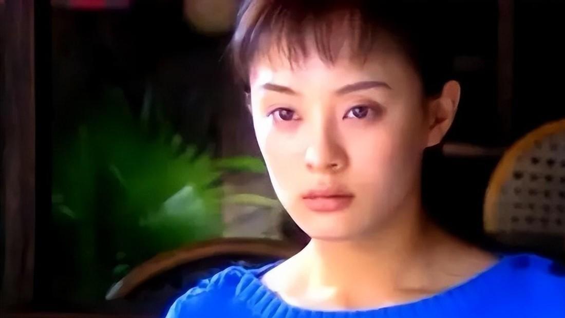 孙俪资助4年的“白眼狼”向海清，恩将仇报反咬恩人，如今怎样了