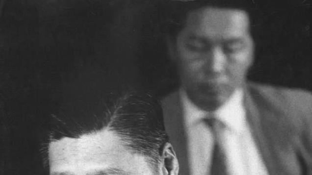 鲁迅：徐志摩就是一个“流氓“，郭沫若：他除了自己，什么人都骂