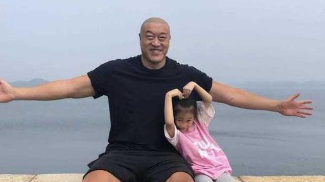 赴美打球“第一人”马健：娶日本娇妻，为何至今无法与男篮和解？