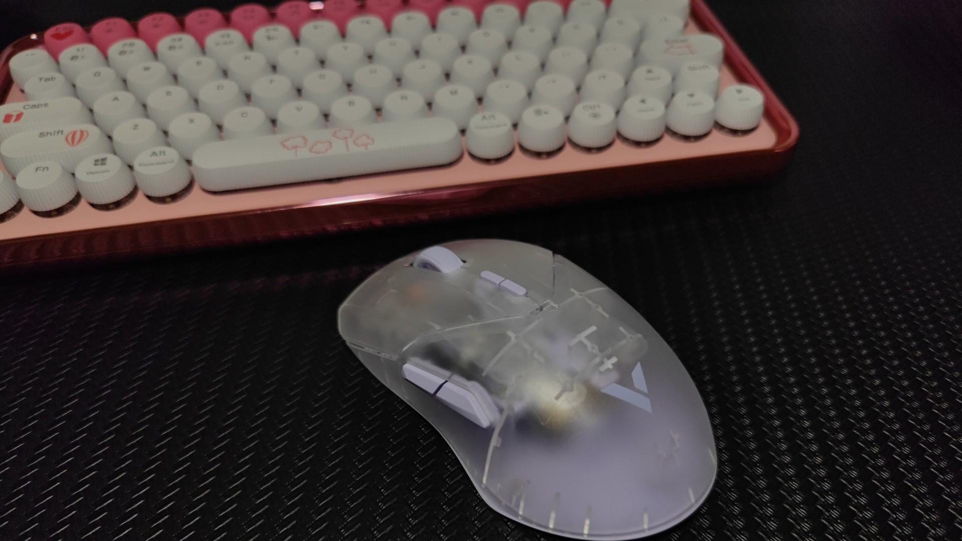 以轻量化设计大杀四方! 雷柏VT9 Air评测：颠覆传统游戏体验的神器