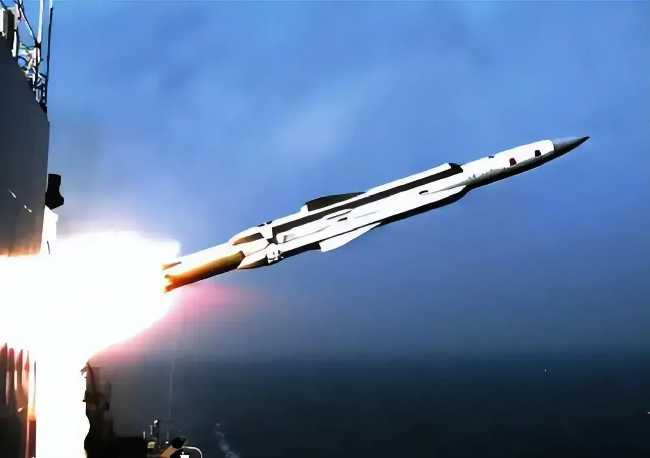 解析鹰击18与鹰击12：为何一款无空射型，一款无垂发型？