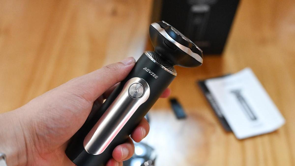 专为运动男士设计的——未野剃须刀MAX实测，千元级发烧性能+高效剃须可全身水洗