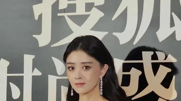 好家伙，看了蒋欣和李小冉的生图，饿瘦和运动瘦的差距一目了然