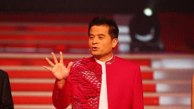 毕福剑现状曝光，离开央视九年，从事多项副业，早已衣食无忧