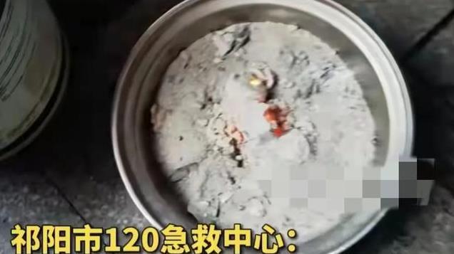 卖菜大爷车中取暖不幸身亡，假如当时有城管执法，肯定能救出大爷