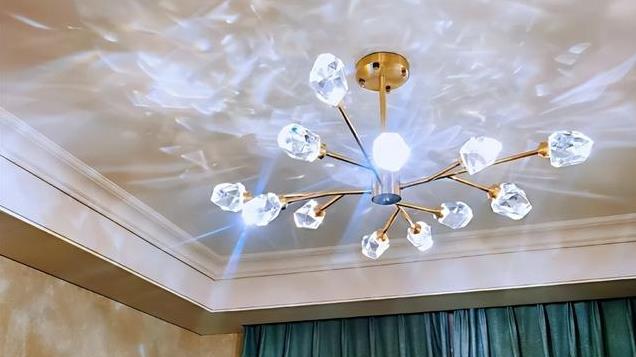 日子过久了才发现：卧室坚持“5不装”，真是越住越顺心！