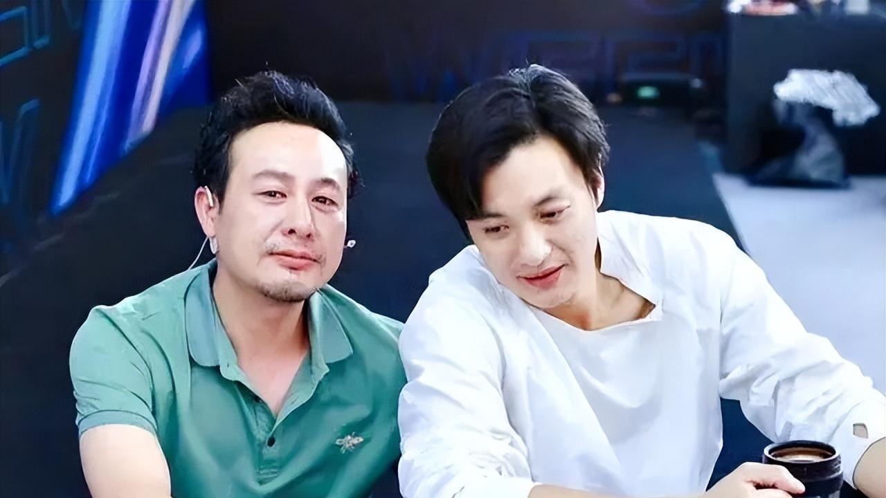 周一围家世曝光！母亲火箭军大校，娶二婚朱丹，与张颂文相识20年