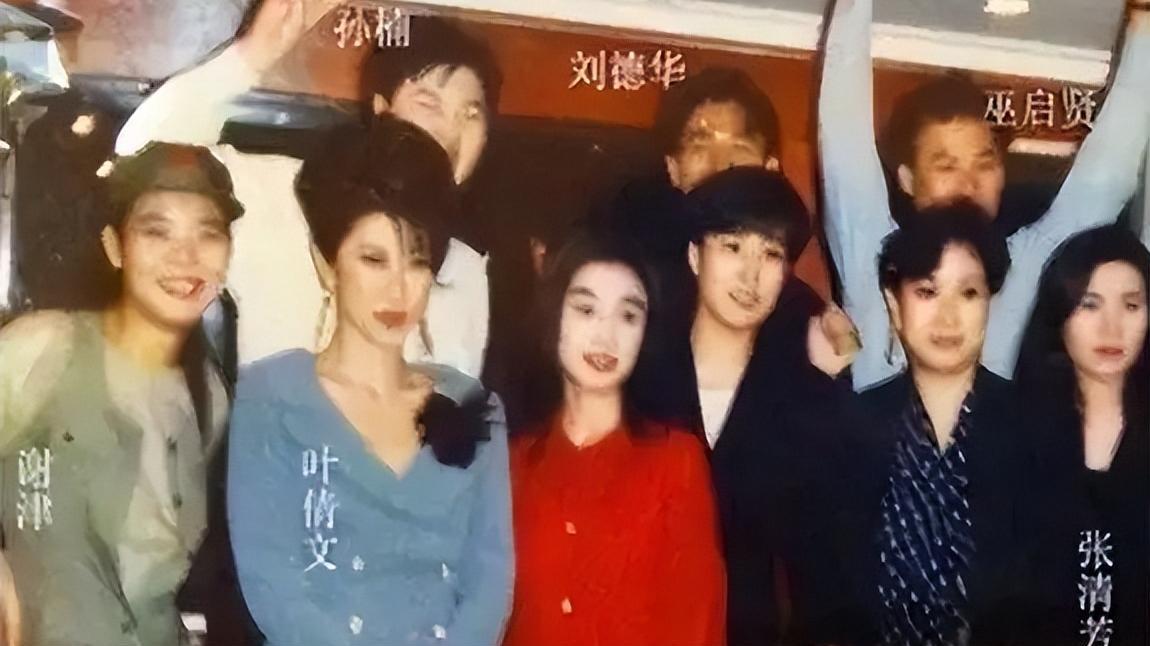 春晚爆红后，她洗完澡从23楼一跃而下，临终时说：妈，我好后悔