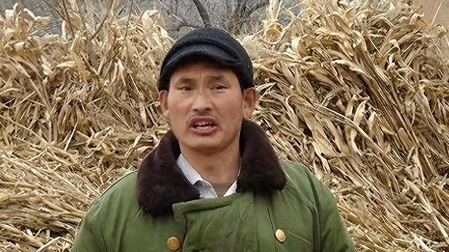 54岁的农民歌手朱之文，已经走上人生的康庄大道！