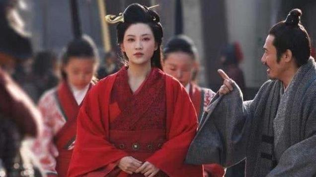 汉武帝临终前，看了一眼爱妃，叹气道：太美了，赐死吧!
