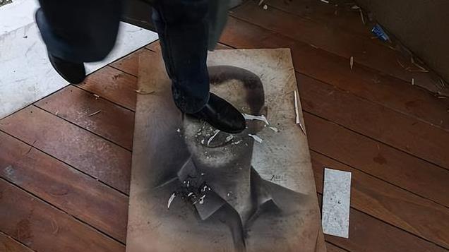 法韩德全乱、叙利亚变天，百年未有大变局，到底什么点燃了导火索