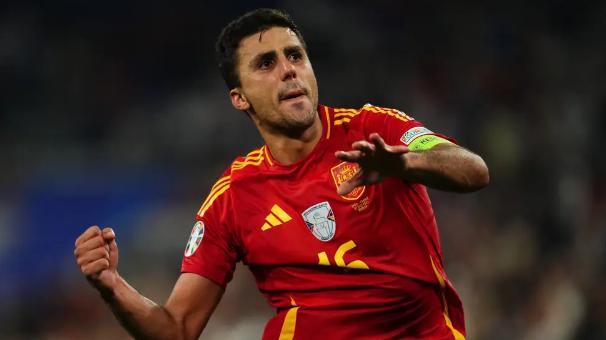 罗德里与莫拉塔遭欧足联调查 夺冠庆典高唱直布罗陀是西班牙的