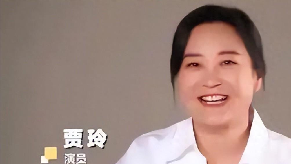 贾玲体重开始反弹，身上多个奢牌代言能否保得住？徐峥完美预言