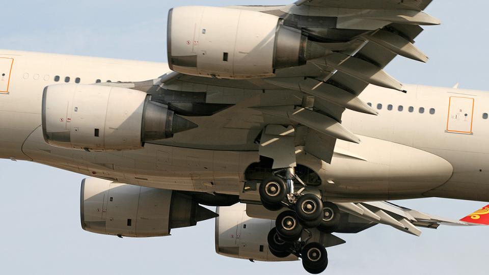 济州航空737冲出跑道，飞机起落架故障怎么办？成功案例有哪些？