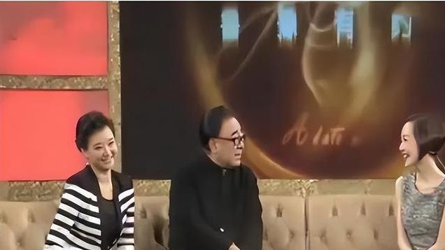 58岁宋祖英近照曝光！与丈夫分居8年，39岁生子，如今活成了这样